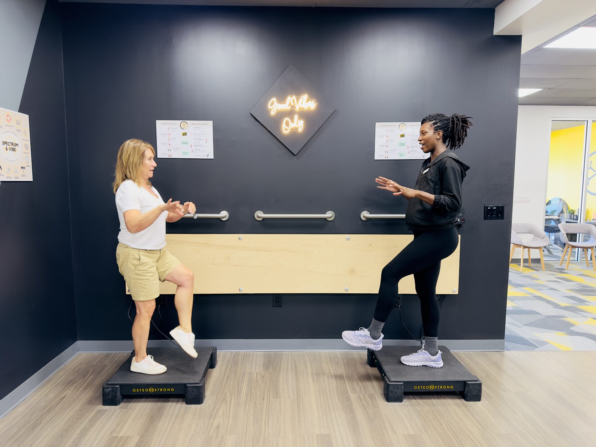 IMG_1113 Medium shot senior man exercising<br />